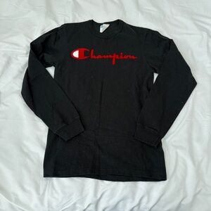 champion long sleeve top  size small   perfect condiiton  details:  -logo across